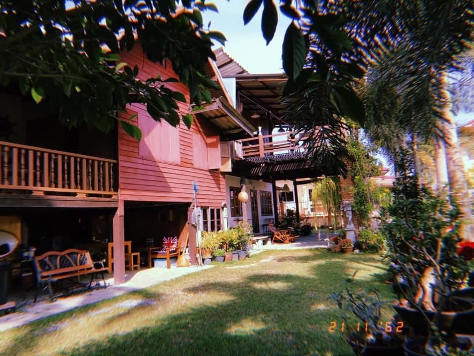 ครูหนูบ้านพัก แหลมงอบ Krunou Baanpak Trat Exteriör bild
