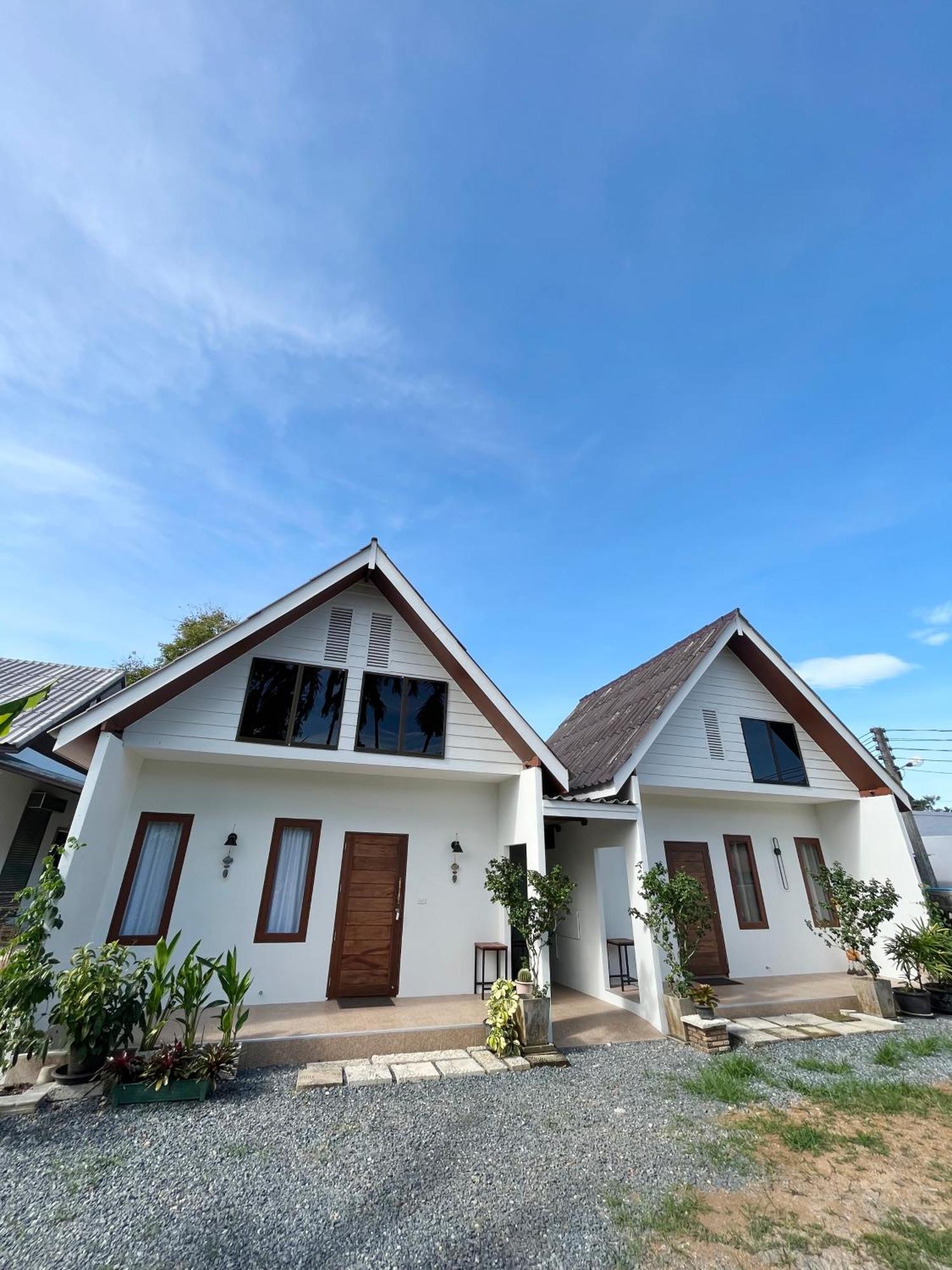 ครูหนูบ้านพัก แหลมงอบ Krunou Baanpak Trat Exteriör bild