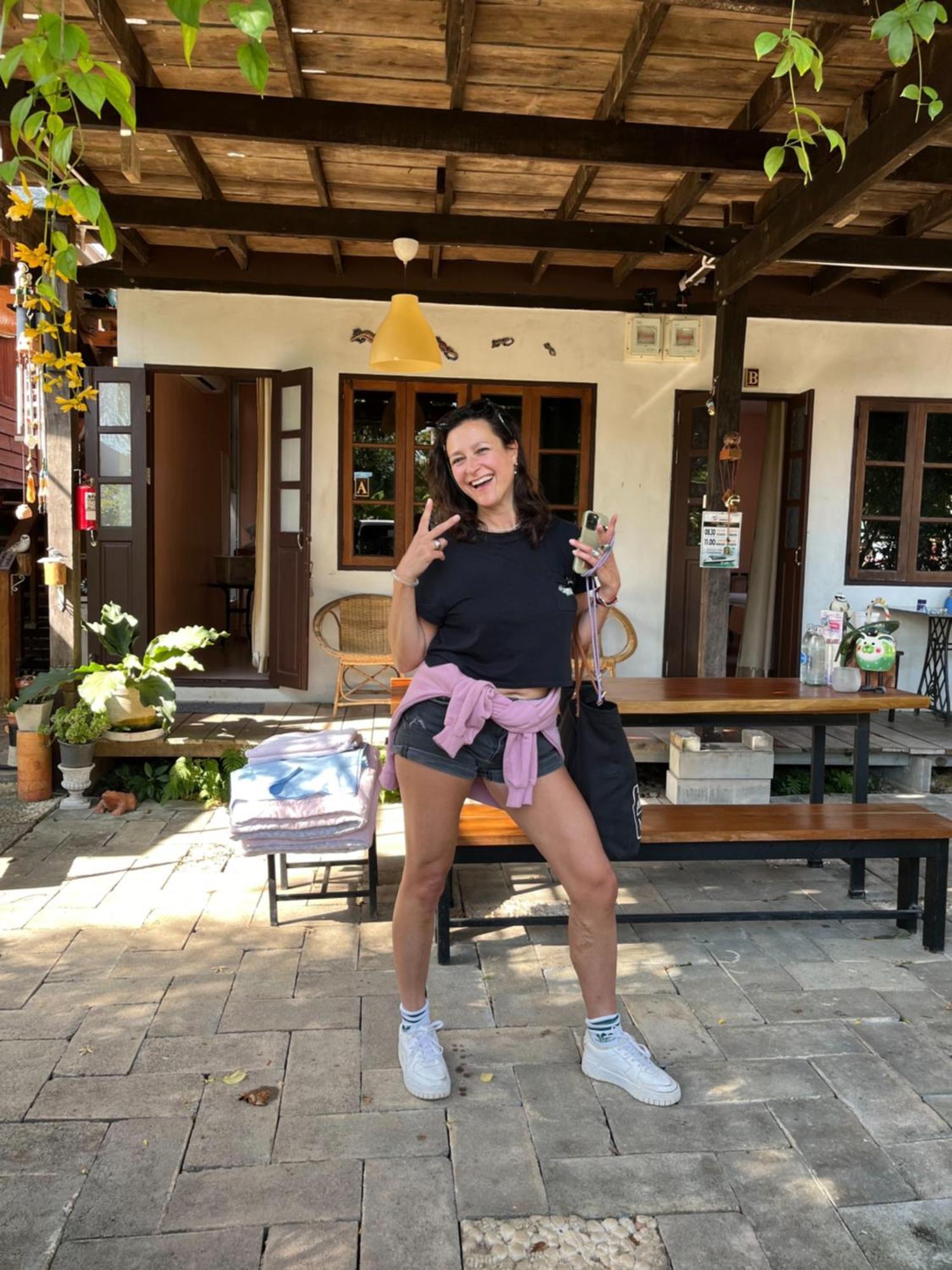 ครูหนูบ้านพัก แหลมงอบ Krunou Baanpak Trat Exteriör bild