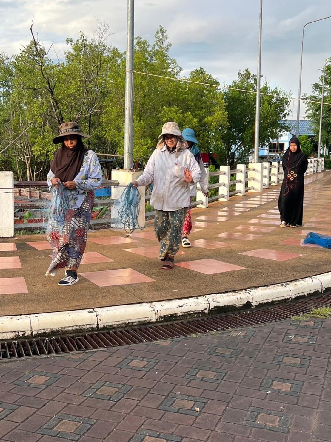 ครูหนูบ้านพัก แหลมงอบ Krunou Baanpak Trat Exteriör bild