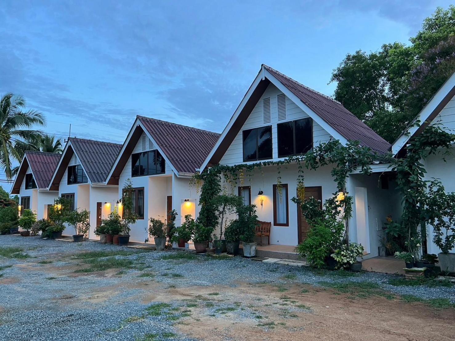 ครูหนูบ้านพัก แหลมงอบ Krunou Baanpak Trat Exteriör bild