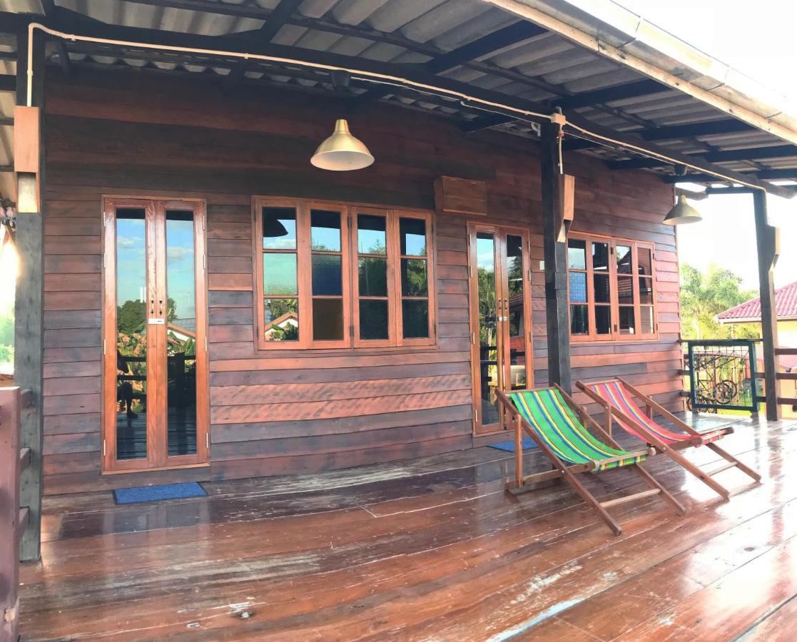 ครูหนูบ้านพัก แหลมงอบ Krunou Baanpak Trat Exteriör bild