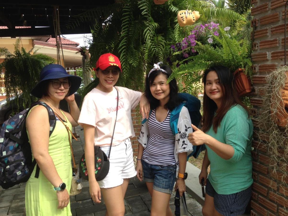ครูหนูบ้านพัก แหลมงอบ Krunou Baanpak Trat Exteriör bild